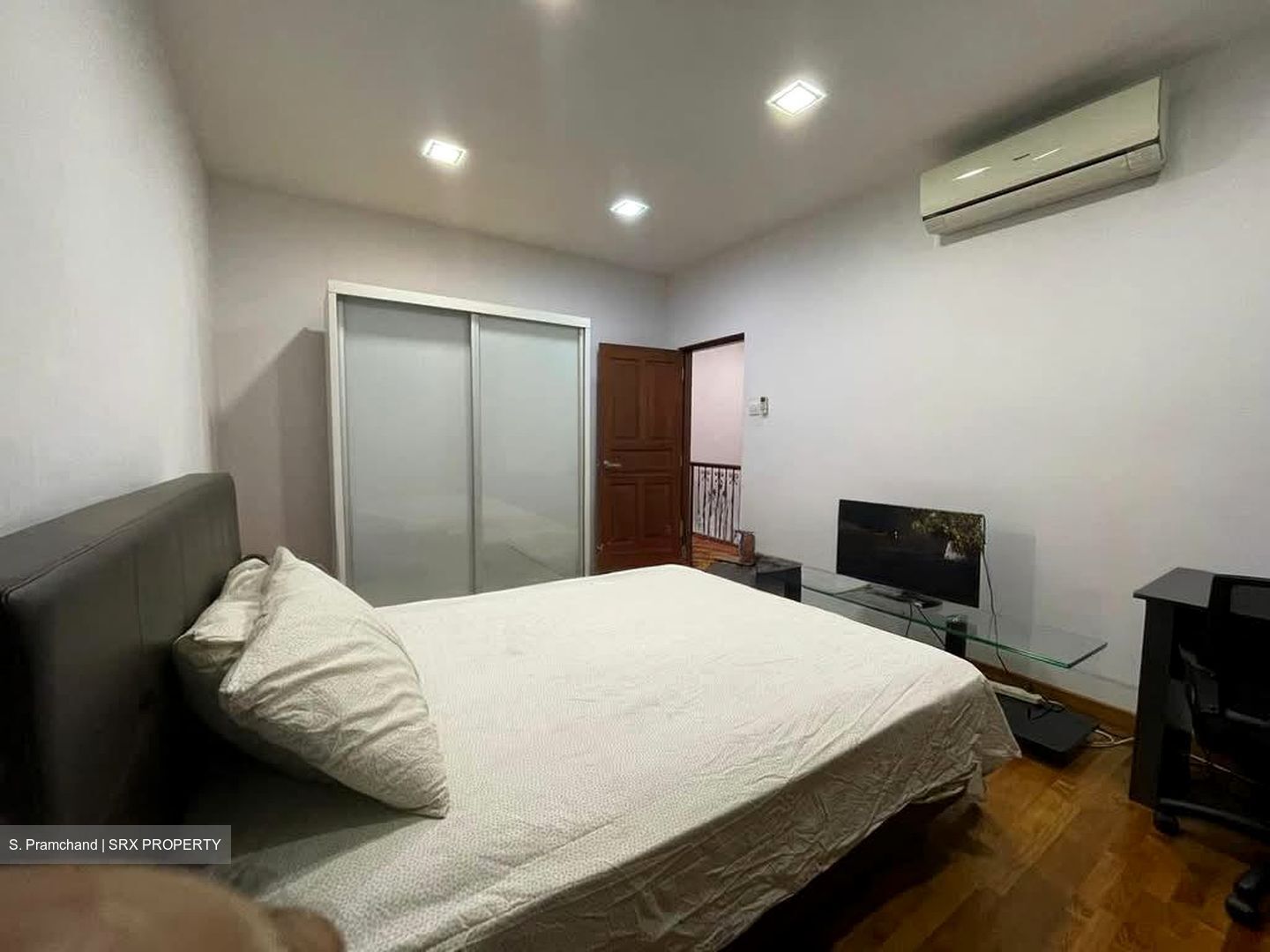 Sennett Estate (D13), Semi-Detached #576813121